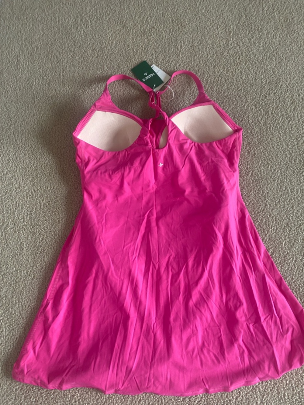 LARGE.  HALARA SOFTLY ZERO PLUSH MOLDED CUPS BACKLESS EASY PEEZY ACTIVE  DRESS - Picture 8 of 11